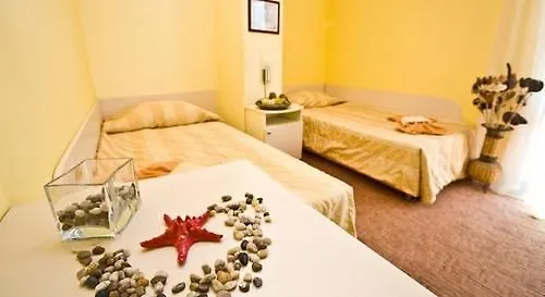 Apart & Rooms Fotinov Μπουργκάς
